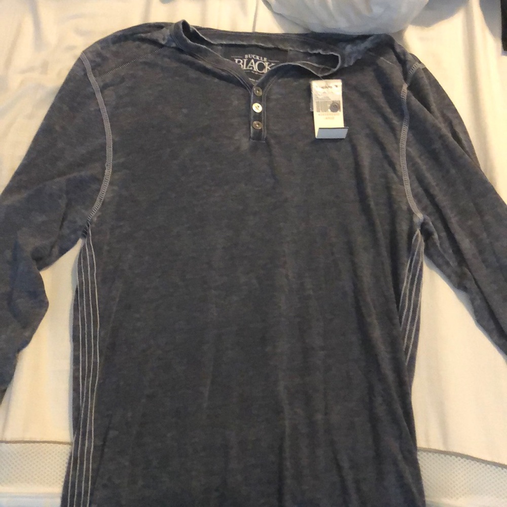 Buckle black long sleeve shirt